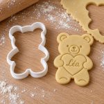 Emporte-pièce ours / ourson personnalisable : version « Ours debout (nounours) », imprimé en 3D par 3D'CLYPSE