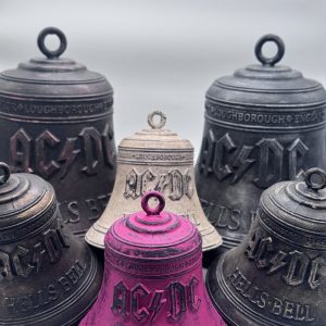Collection de cloches AC/DC Hells Bell imprimées en 3D : patines bronze, or, argent, crème et rose vintage
