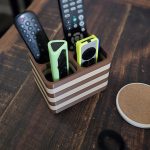 Porte-télécommandes moderne — imprimé en 3D