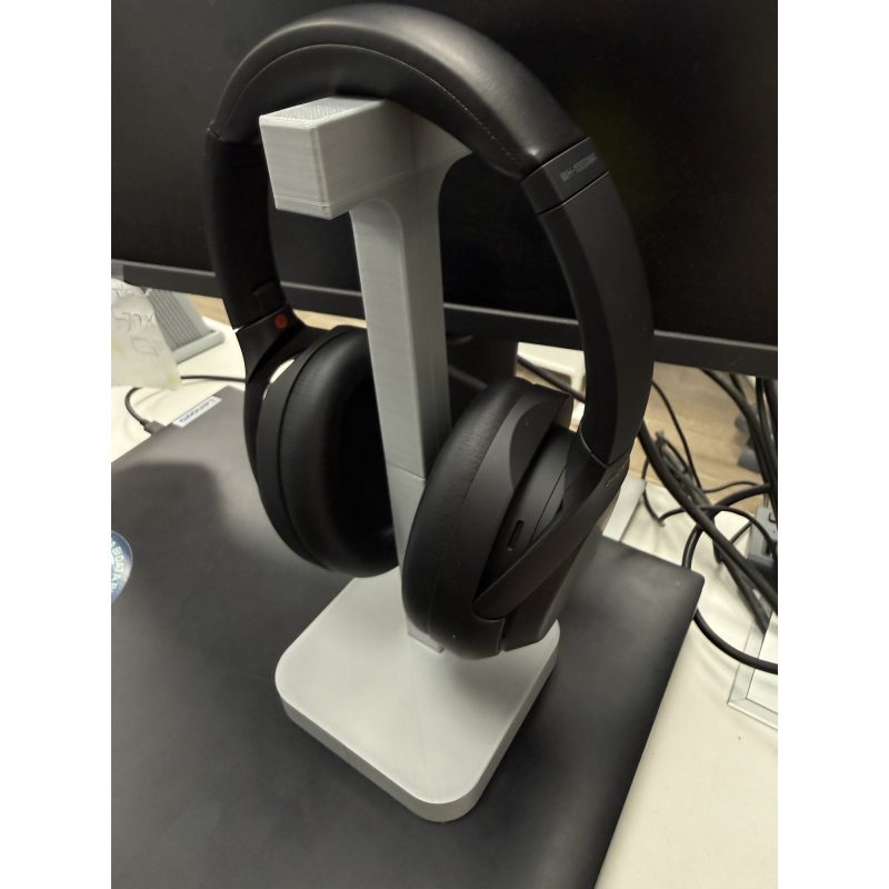 Support casque design de bureau