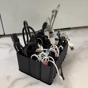 Boîte de rangement pour câbles USB