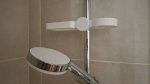 Panier de douche à clipser sur la barre — sans perçage