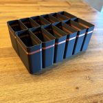Boîte de rangement pour câbles USB