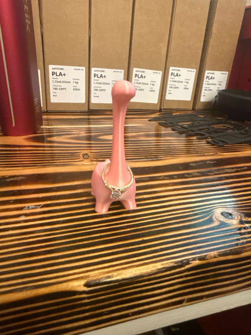 Porte-bagues dinosaure — imprimé en 3D