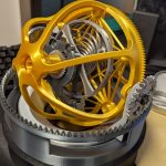 Tourbillon mécanique décoratif — objet à faire tourner
