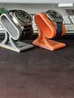 Présentoir à montre design — socle plein