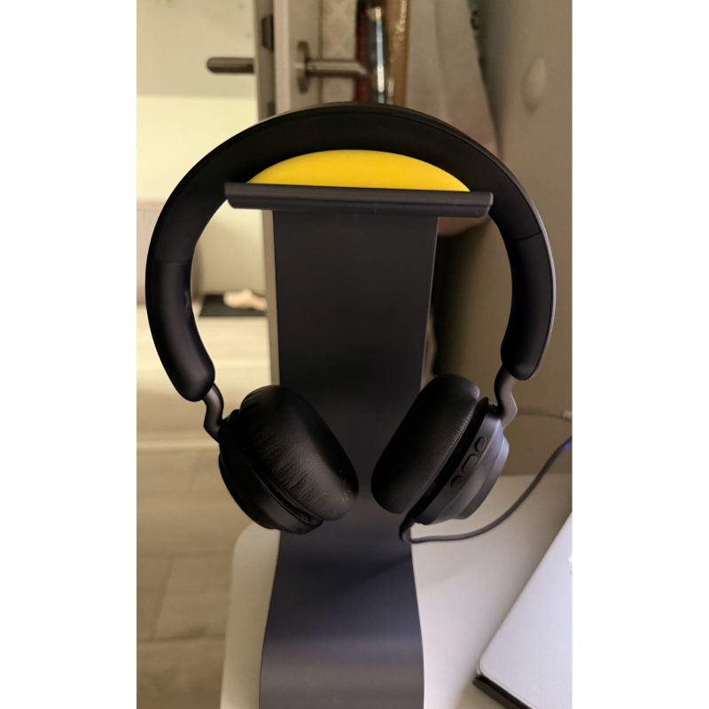 Support casque moderne — socle plein