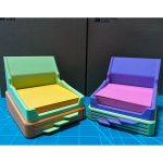 Porte-notes adhésives avec pochoirs