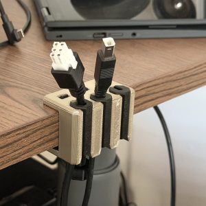 Passe-câbles de bureau à pince