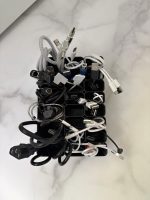 Boîte de rangement pour câbles USB