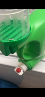 Égouttoir pour bouchon doseur de lessive