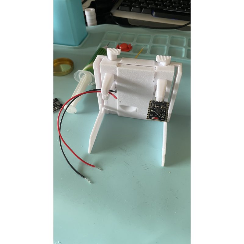 Support multi-outils pour poste de soudure