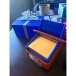 Porte-notes adhésives avec pochoirs