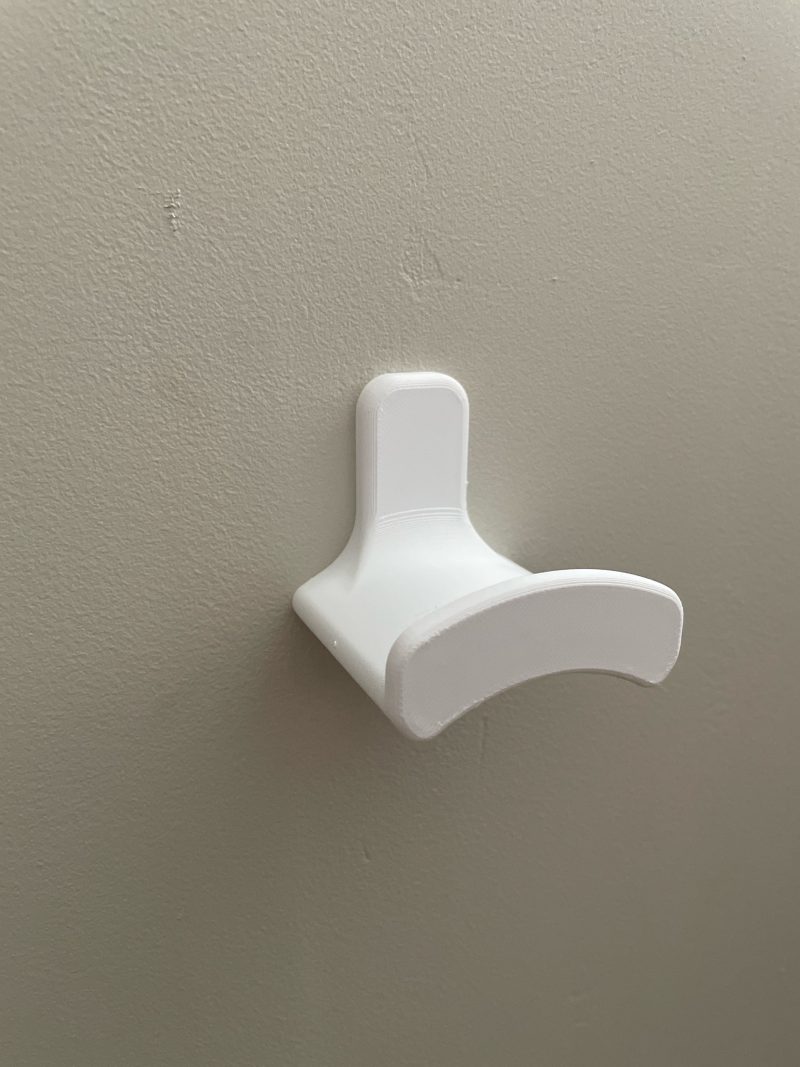 Support casque mural — imprimé en 3D