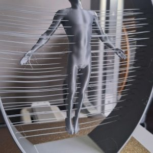 Tableau mural « Transcend » — art abstrait à fils tendus