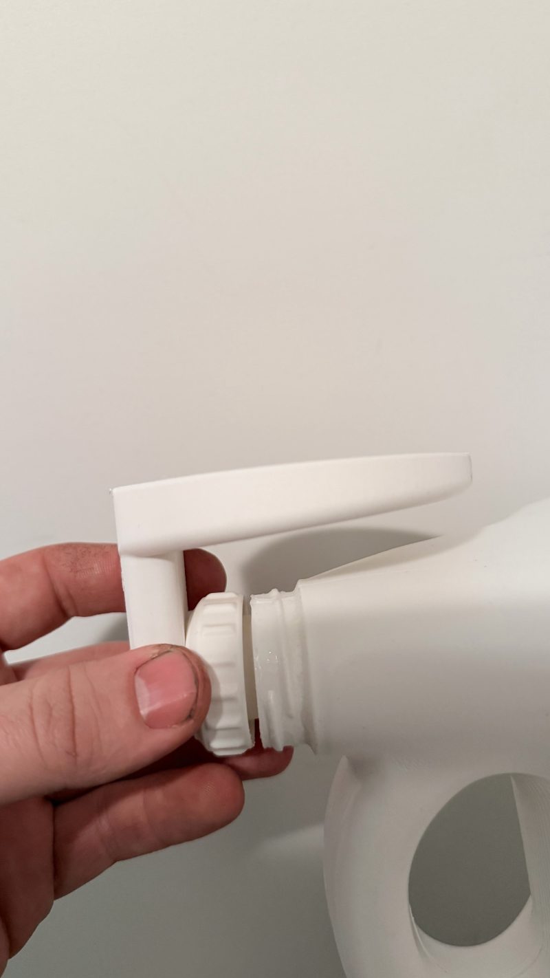 Égouttoir pour bouchon doseur de lessive