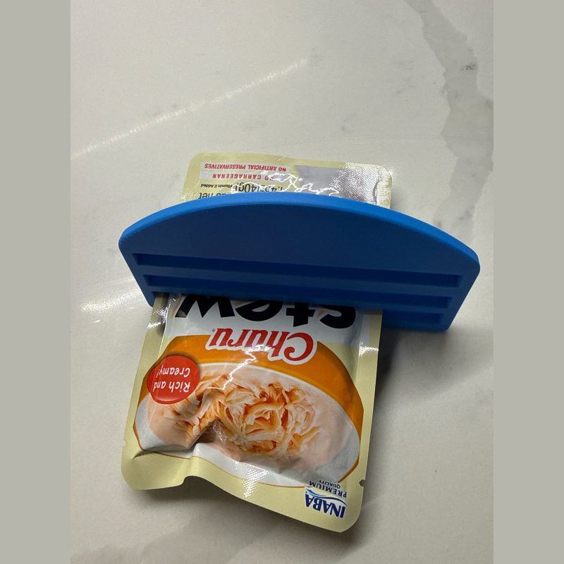 Presse-sachet à friandises pour chat — lot de 2