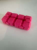 Cube infini — fidget à charnières