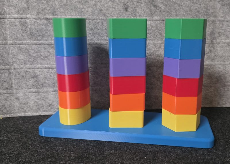 Jouet à formes tournantes — motricité fine