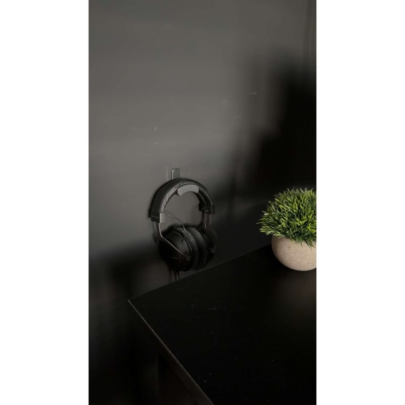 Support casque mural — imprimé en 3D