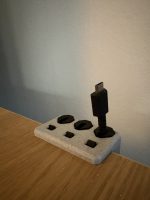 Passe-câbles de bureau à pince