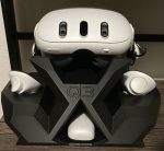 Support Meta Quest 3 facetté – station VR design imprimée en 3D