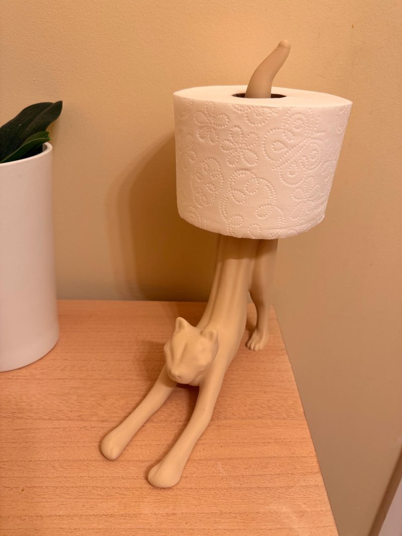 Porte-rouleaux « chat qui s'étire » — sur pied