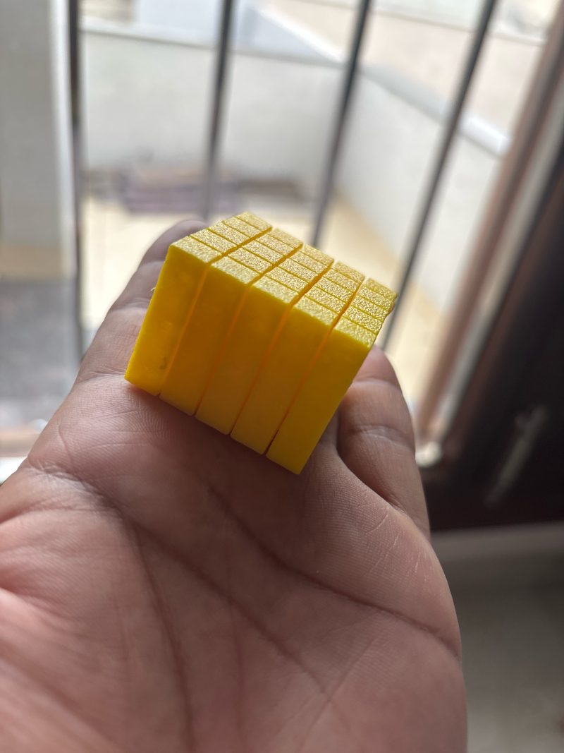 Fidget solide à effet fluide