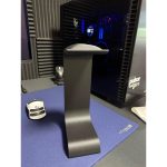 Support casque moderne — socle plein