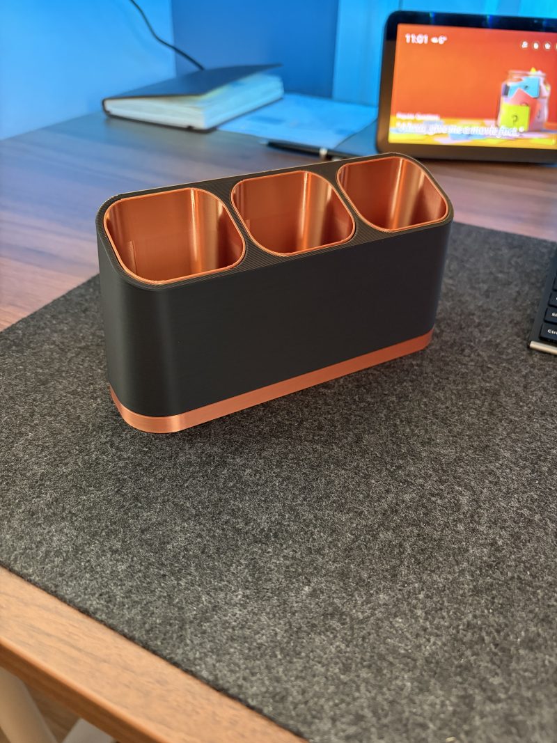 Porte-télécommandes de table basse