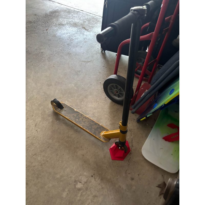 Support de trottinette — à poser