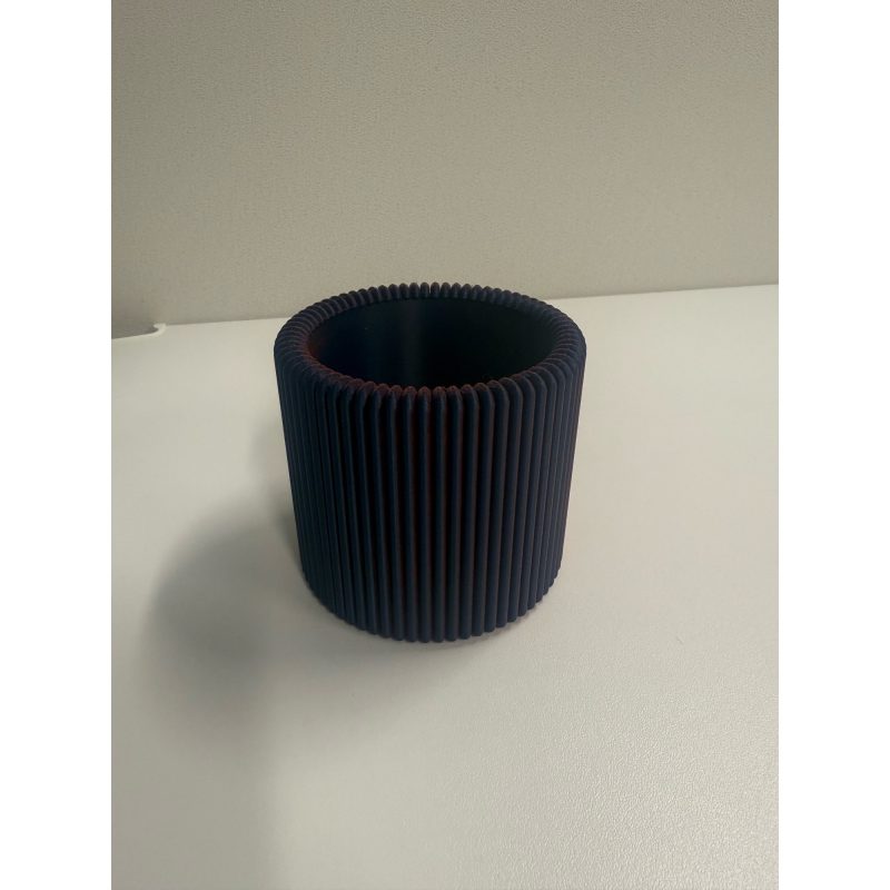 Pot à crayons nervuré — design moderne