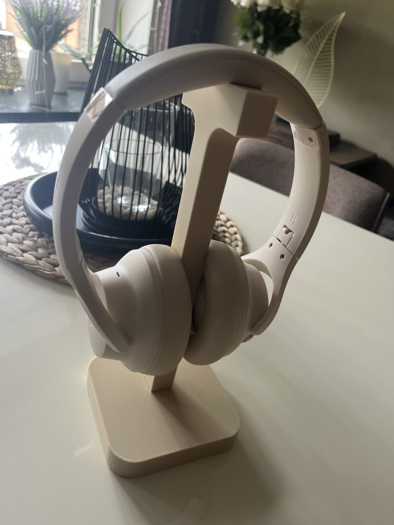Support casque design de bureau