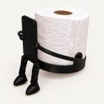 Porte-rouleau « robot » avec support téléphone, articulé, imprimé en 3D par 3D'CLYPSE