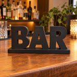 Enseigne « Le Bar » à poser, imprimé en 3D en PLA