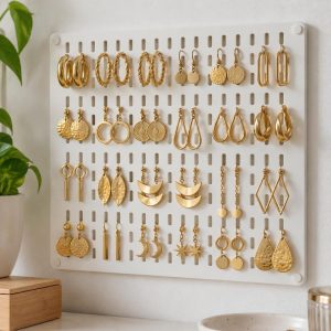 Porte-boucles d'oreilles mural en grille, imprimé en 3D en PLA