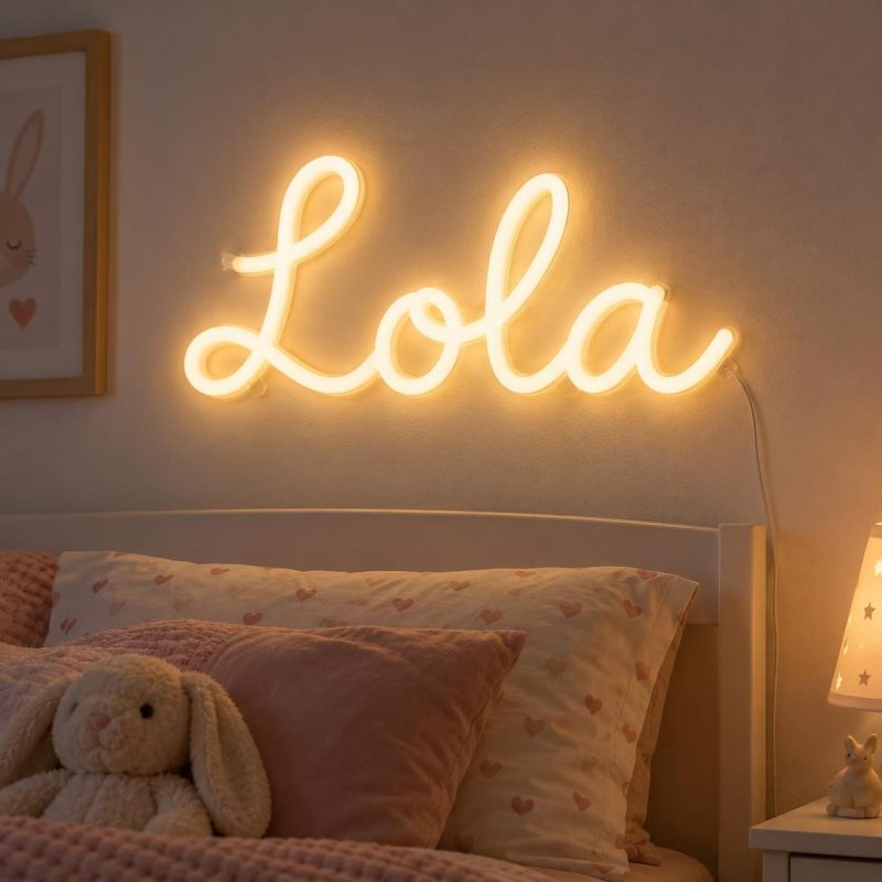 Prénom néon mural Lola imprimé en 3D, lumière blanc chaud