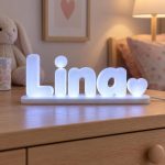 Prénom lumineux 3D Lina avec un cœur, LED Blanc froid