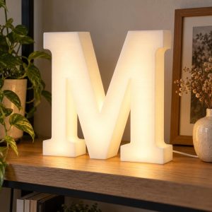 Lettre M lumineuse imprimée en 3D, 25 cm, éclairage LED blanc chaud